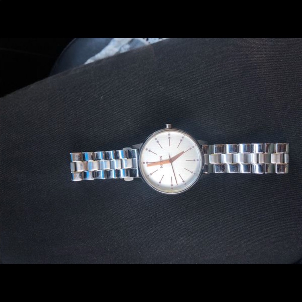 Nixon watch